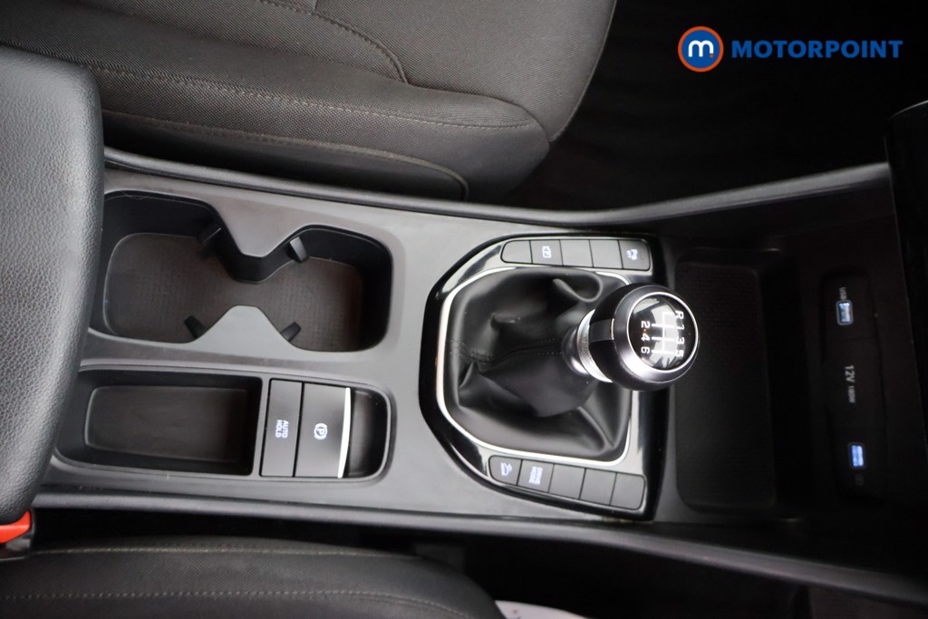 Hyundai Tucson Se Connect Manual Petrol SUV - Stock Number (1674173) - 13th supplementary image