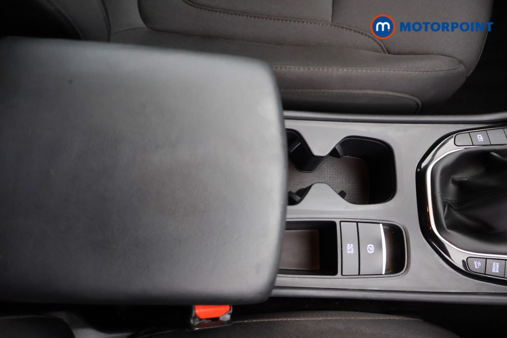 Hyundai Tucson Se Connect Manual Petrol SUV - Stock Number (1674173) - 14th supplementary image