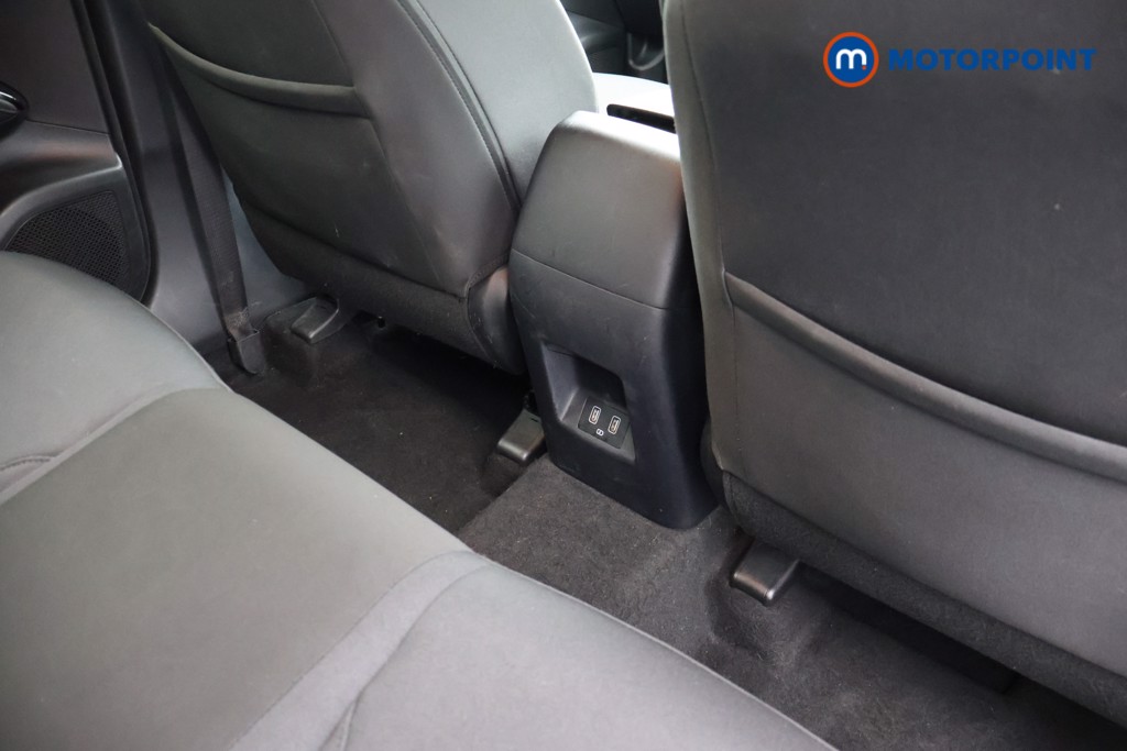 Hyundai Tucson Se Connect Manual Petrol SUV - Stock Number (1674173) - 25th supplementary image