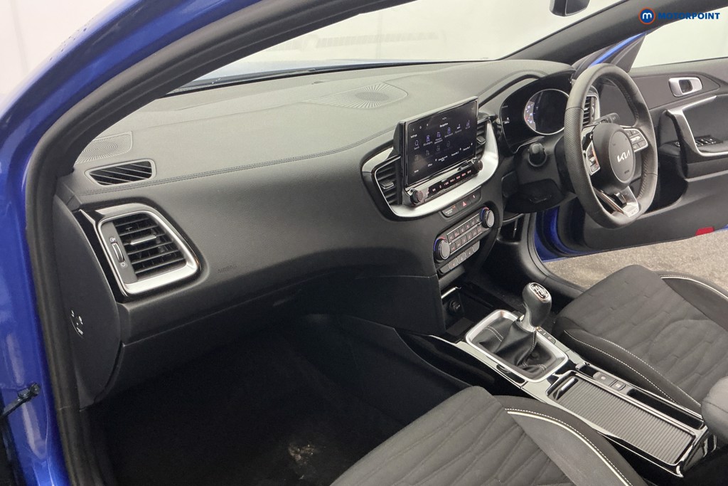 KIA Xceed Gt-Line Manual Petrol Hatchback - Stock Number (1674210) - 9th supplementary image