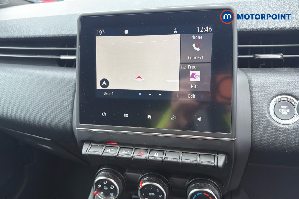 Renault Clio Iconic Manual Petrol Hatchback - Stock Number (1674602) - 12th supplementary image