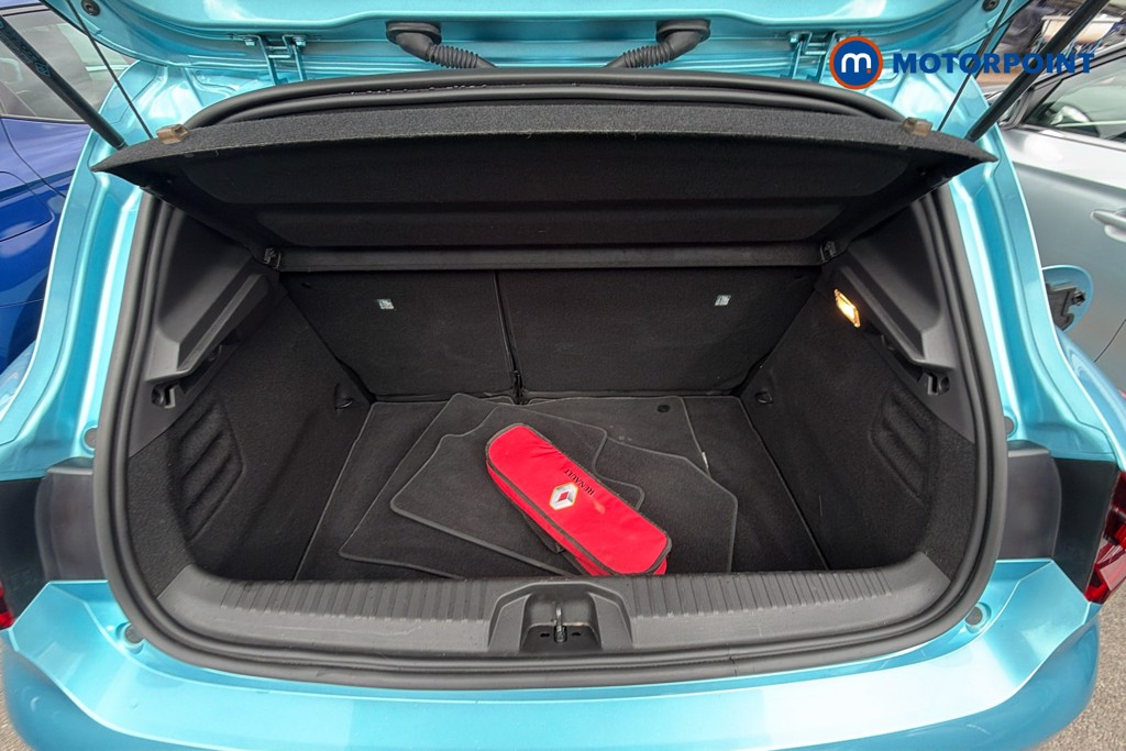 Renault Clio Iconic Manual Petrol Hatchback - Stock Number (1674602) - 21st supplementary image