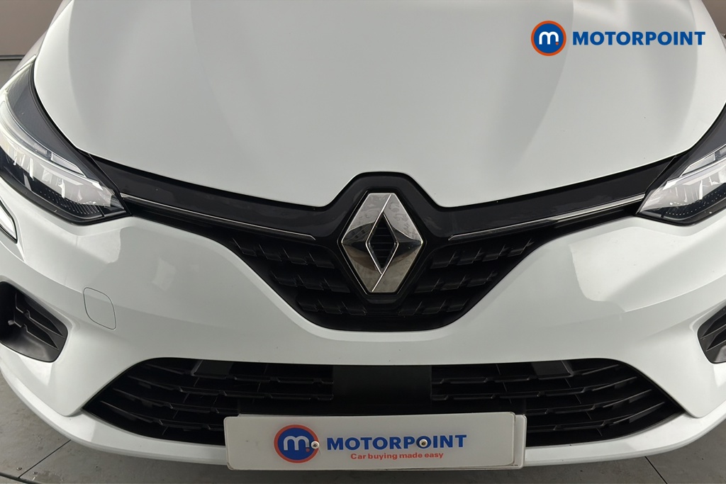 Renault Clio Iconic Edition Manual Petrol Hatchback - Stock Number (1674611) - 43rd supplementary image