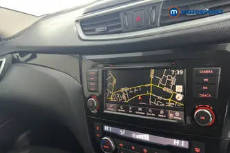 Nissan Qashqai Acenta Premium Manual Petrol SUV - Stock Number (1674663) - 9th supplementary image