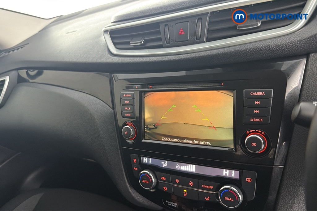 Nissan Qashqai Acenta Premium Manual Petrol SUV - Stock Number (1674663) - 13th supplementary image