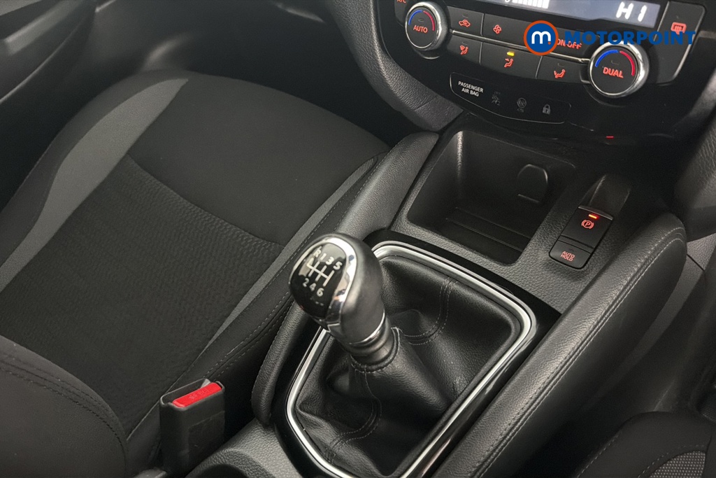 Nissan Qashqai Acenta Premium Manual Petrol SUV - Stock Number (1674663) - 15th supplementary image