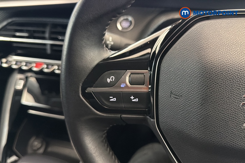 Peugeot 2008 Allure Manual Petrol SUV - Stock Number (1674869) - 4th supplementary image