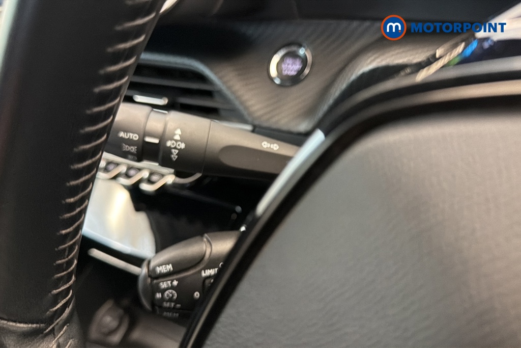 Peugeot 2008 Allure Manual Petrol SUV - Stock Number (1674869) - 5th supplementary image