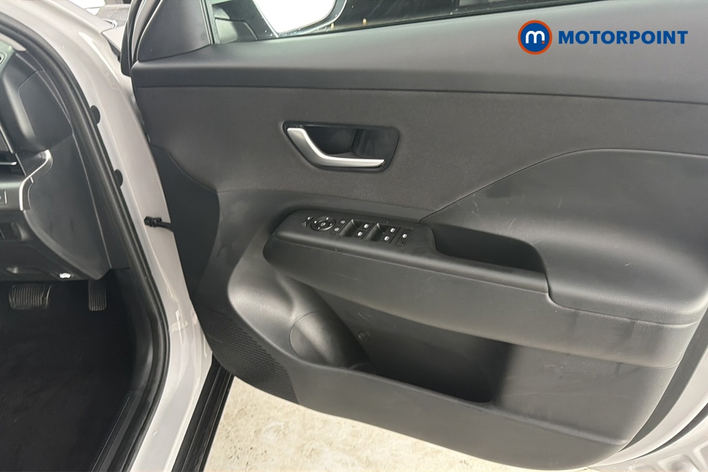 Hyundai Kona Advance Automatic Petrol-Electric Hybrid SUV - Stock Number (1674889) - 18th supplementary image
