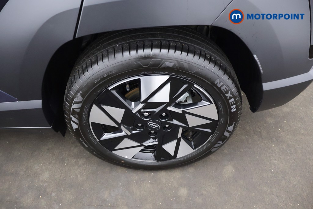 Hyundai Kona Advance Automatic Petrol-Electric Hybrid SUV - Stock Number (1674900) - 2nd supplementary image