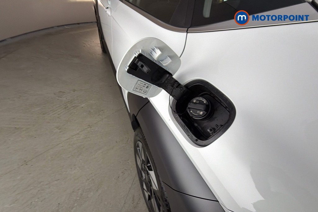 Hyundai Kona Advance Automatic Petrol-Electric Hybrid SUV - Stock Number (1674906) - 41st supplementary image