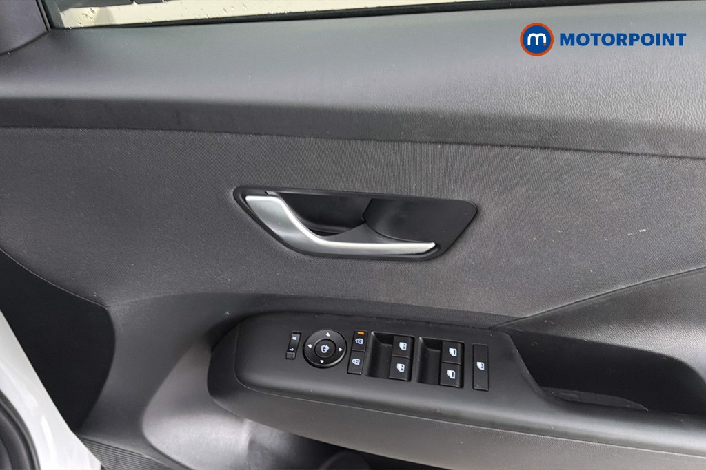 Hyundai Kona Advance Automatic Petrol-Electric Hybrid SUV - Stock Number (1674906) - 42nd supplementary image