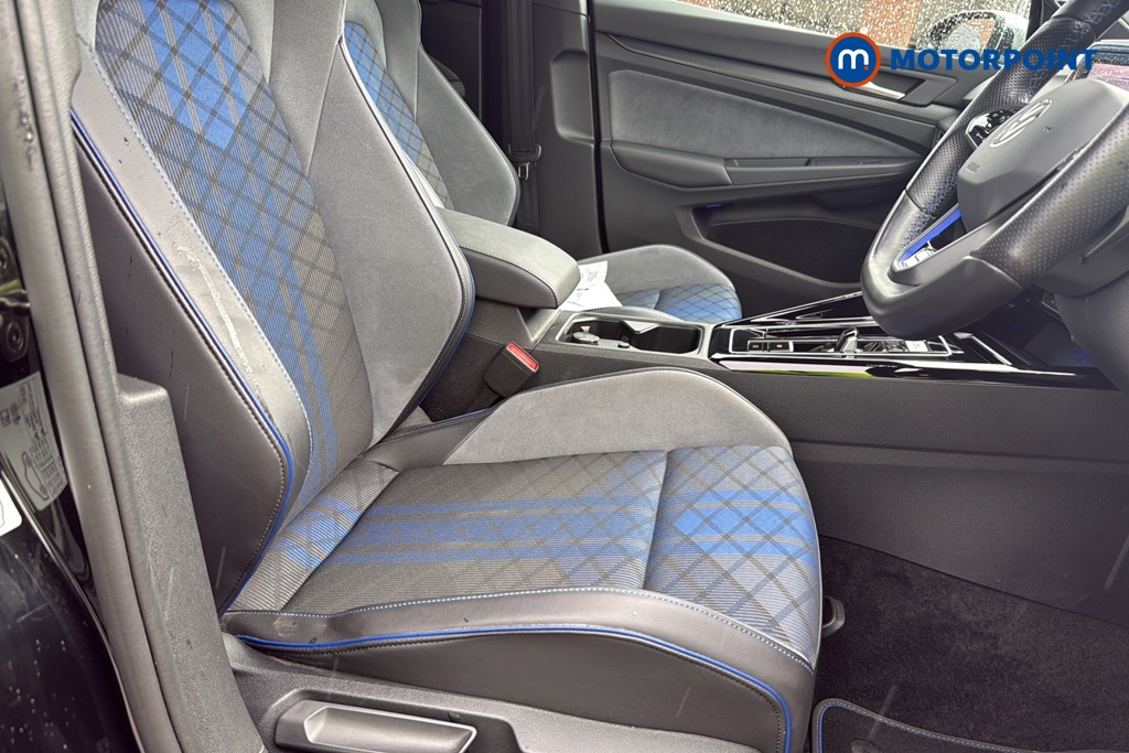 Volkswagen Golf R Automatic Petrol Hatchback - Stock Number (1674919) - 22nd supplementary image