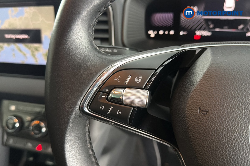 Skoda Karoq Se L Manual Petrol SUV - Stock Number (1675136) - 4th supplementary image