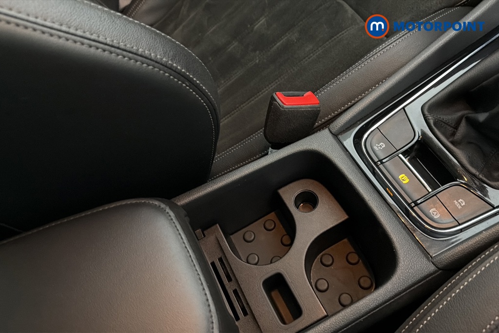 Skoda Karoq Se L Manual Petrol SUV - Stock Number (1675136) - 16th supplementary image