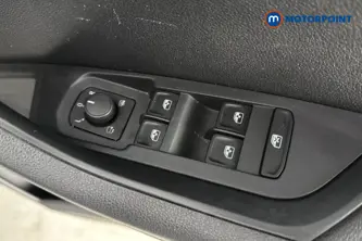 Skoda Karoq Se L Manual Petrol SUV - Stock Number (1675136) - 19th supplementary image