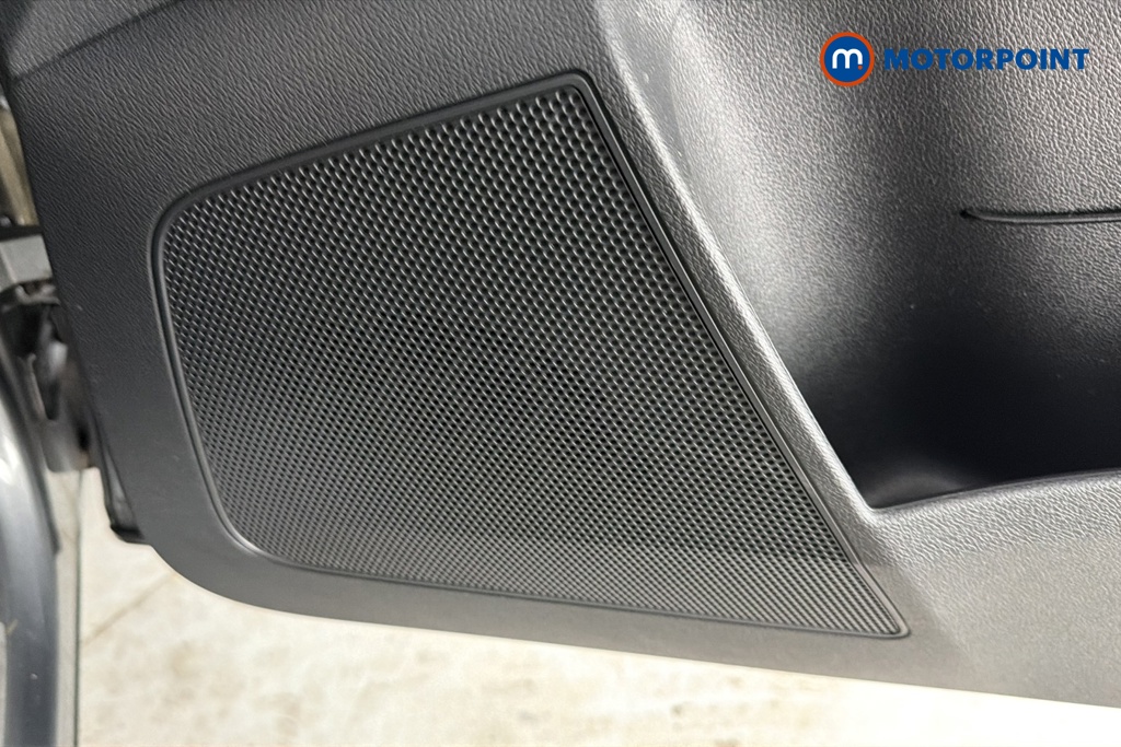Skoda Karoq Se L Manual Petrol SUV - Stock Number (1675136) - 21st supplementary image