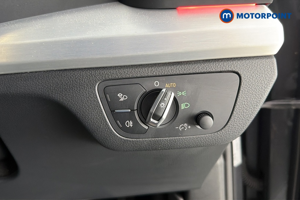 Audi Q5 S Line Automatic Diesel SUV - Stock Number (1675141) - 11th supplementary image
