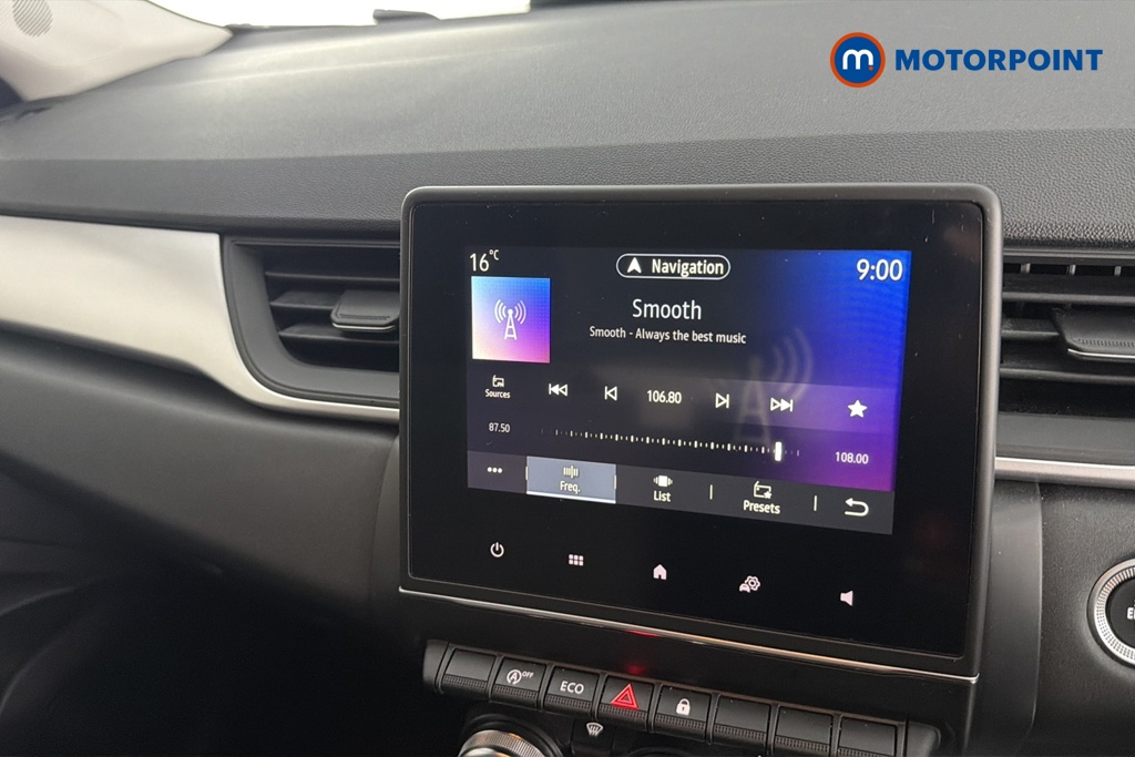 Renault Captur Iconic Automatic Petrol SUV - Stock Number (1675502) - 8th supplementary image