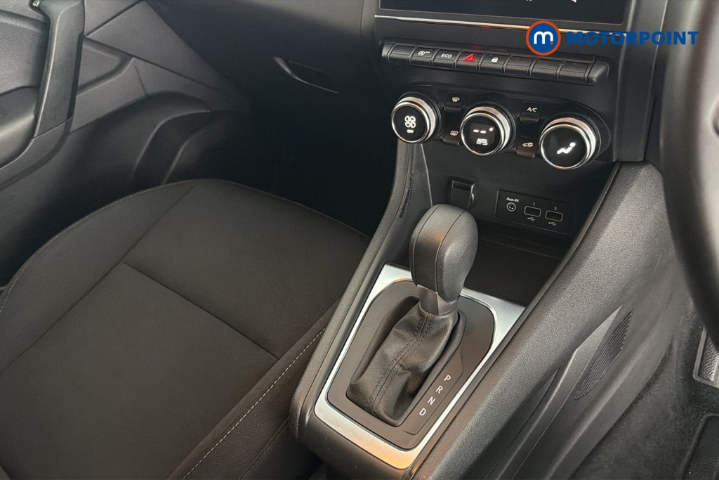 Renault Captur Iconic Automatic Petrol SUV - Stock Number (1675502) - 15th supplementary image
