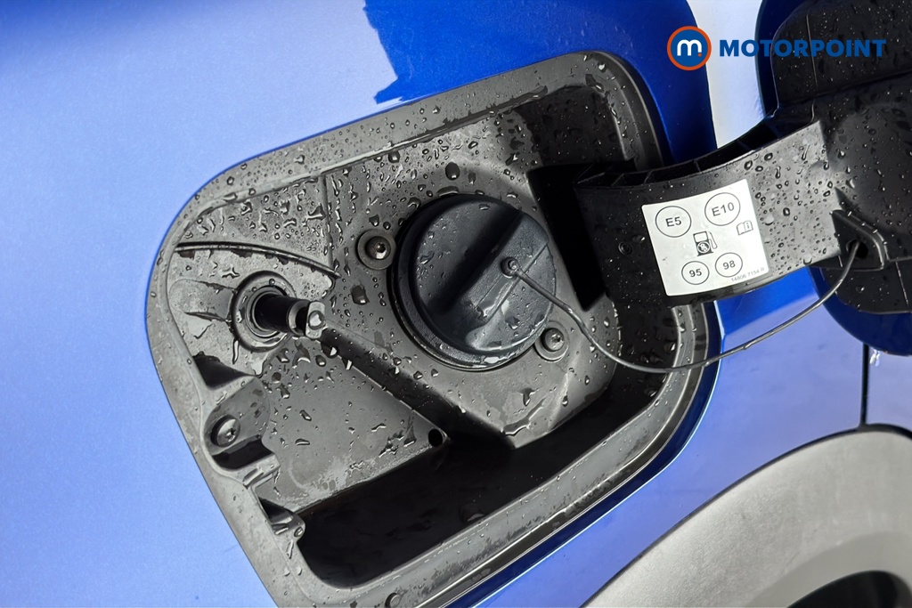 Renault Captur Iconic Automatic Petrol SUV - Stock Number (1675502) - 41st supplementary image