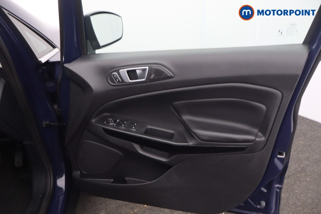 Ford Ecosport Titanium Manual Petrol SUV - Stock Number (1675535) - 7th supplementary image