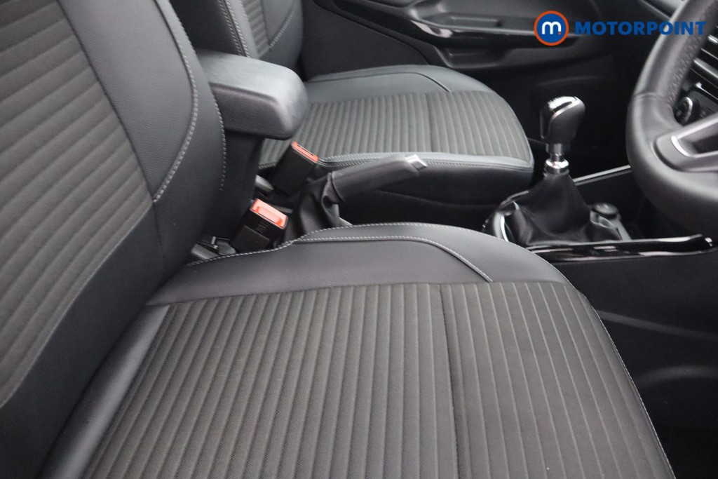 Ford Ecosport Titanium Manual Petrol SUV - Stock Number (1675535) - 10th supplementary image