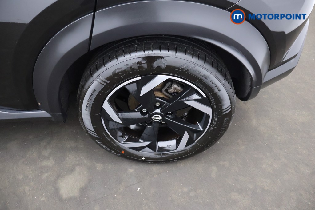Nissan Juke N-Connecta Automatic Petrol-Electric Hybrid SUV - Stock Number (1675553) - 2nd supplementary image