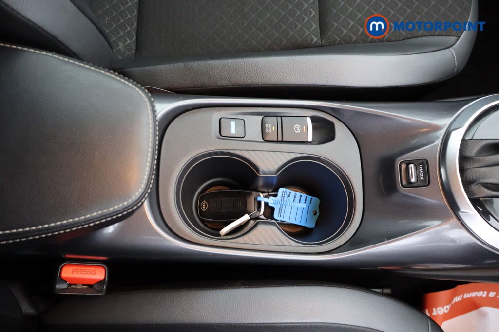 Nissan Juke N-Connecta Automatic Petrol-Electric Hybrid SUV - Stock Number (1675553) - 14th supplementary image