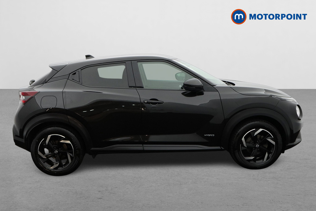 Nissan Juke N-Connecta Automatic Petrol-Electric Hybrid SUV - Stock Number (1675553) - Drivers side