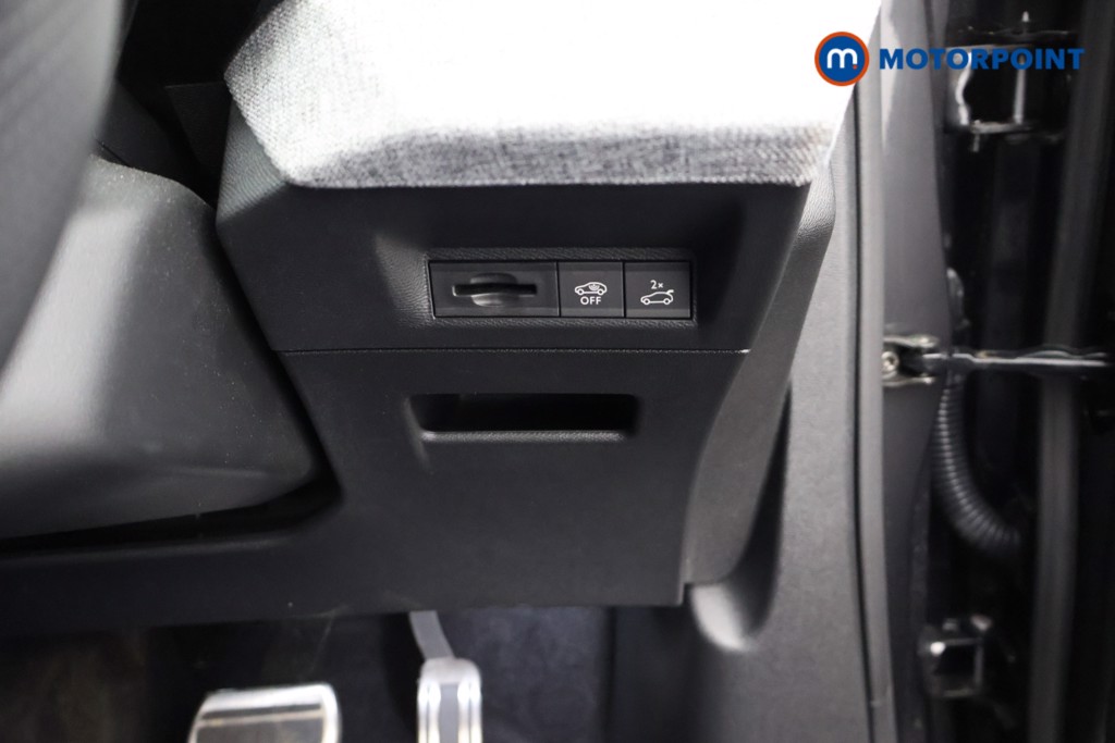 Peugeot 5008 GT Automatic Petrol SUV - Stock Number (1675606) - 18th supplementary image
