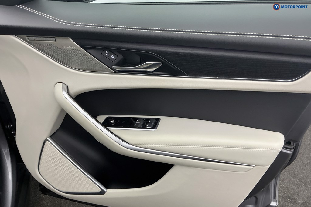 Jaguar F-Pace R-Dynamic Hse Black Automatic Diesel SUV - Stock Number (1675665) - 24th supplementary image