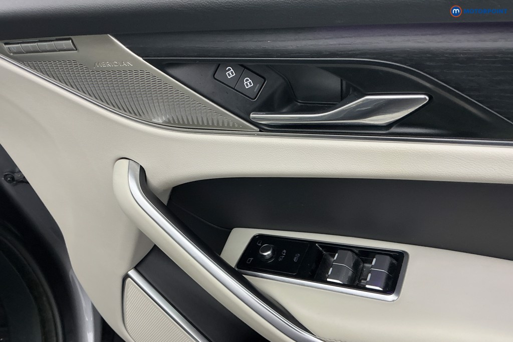 Jaguar F-Pace R-Dynamic Hse Black Automatic Diesel SUV - Stock Number (1675665) - 25th supplementary image