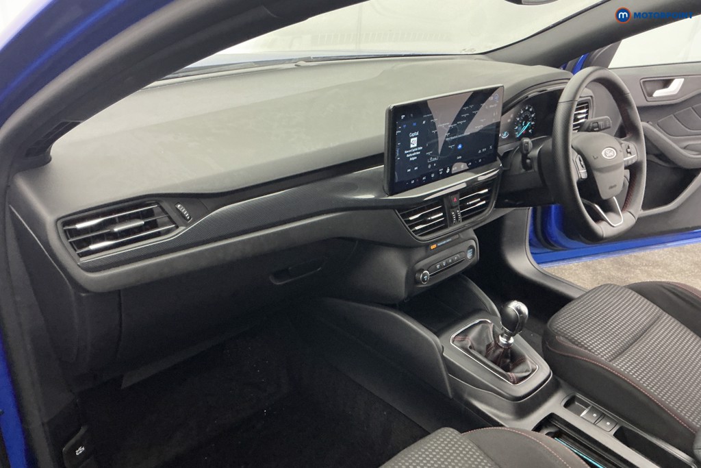Ford Focus St-Line Manual Petrol Hatchback - Stock Number (1675687) - 9th supplementary image