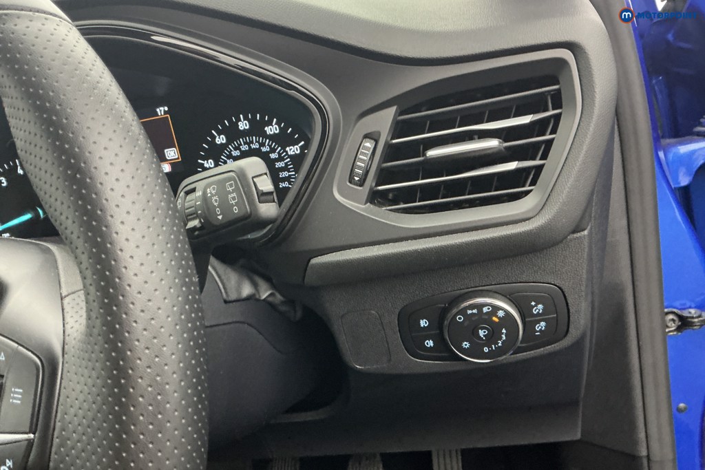 Ford Focus St-Line Manual Petrol Hatchback - Stock Number (1675687) - 22nd supplementary image