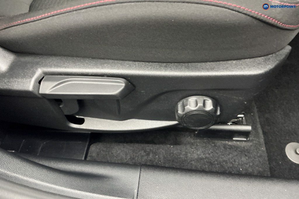 Ford Focus St-Line Manual Petrol Hatchback - Stock Number (1675687) - 23rd supplementary image