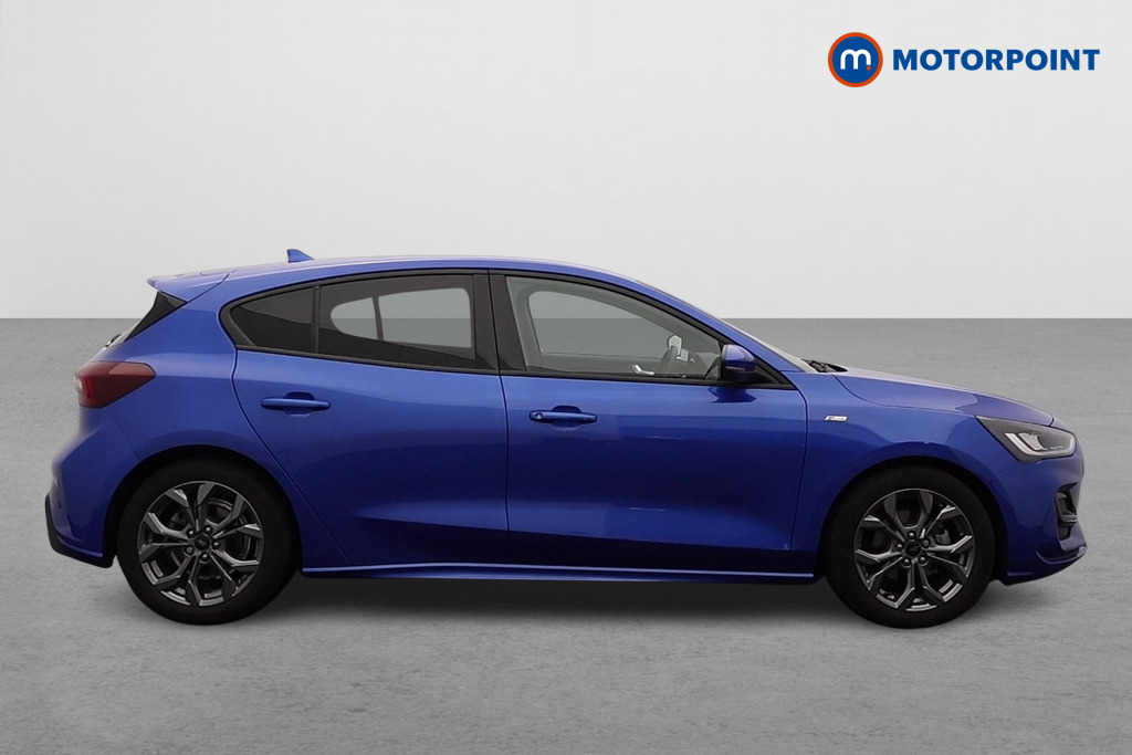 Ford Focus St-Line Manual Petrol Hatchback - Stock Number (1675687) - Drivers side