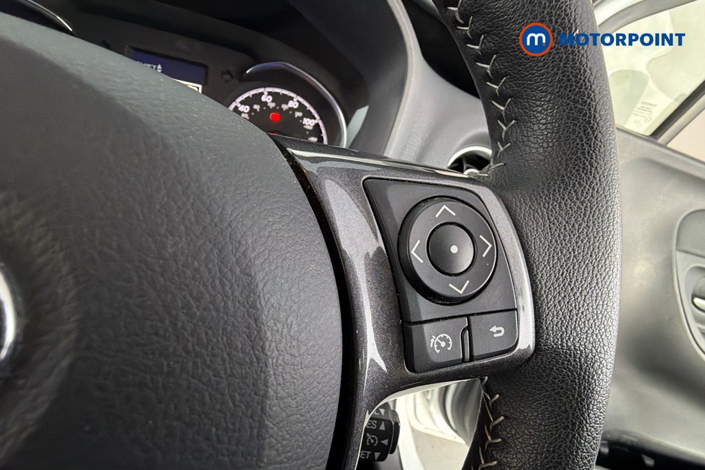 Toyota Yaris Y20 Manual Petrol Hatchback - Stock Number (1675823) - 4th supplementary image