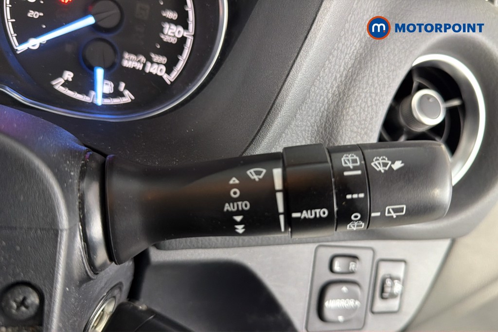 Toyota Yaris Y20 Manual Petrol Hatchback - Stock Number (1675823) - 7th supplementary image