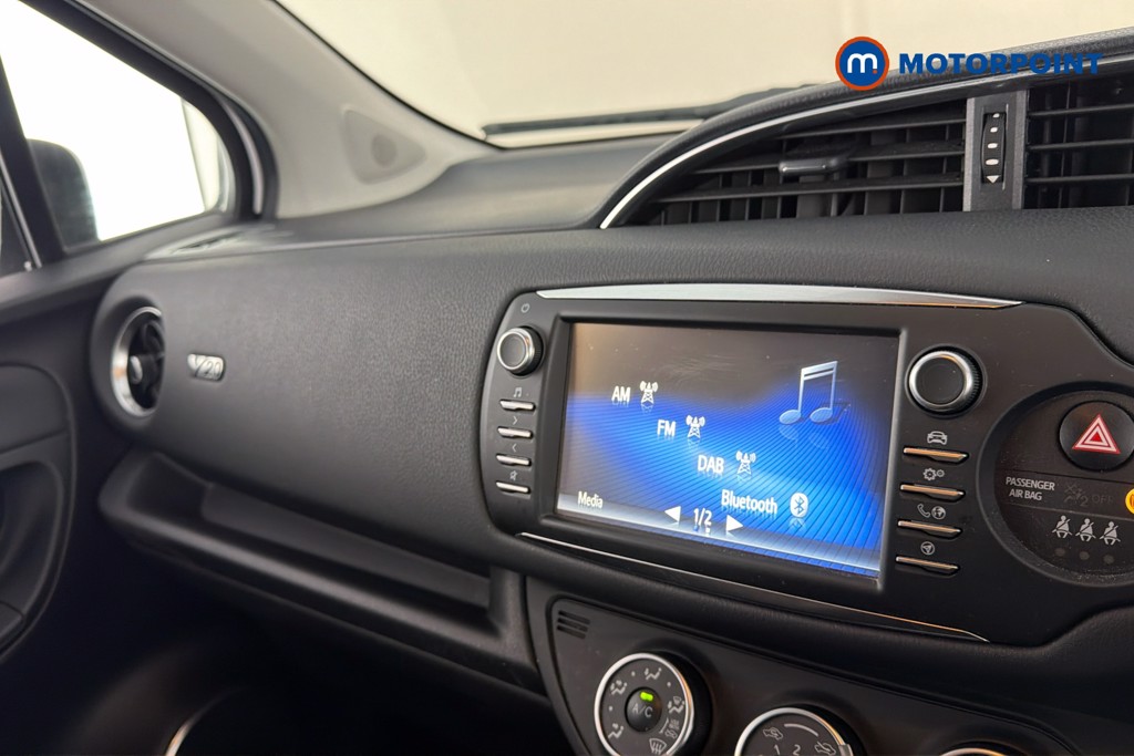 Toyota Yaris Y20 Manual Petrol Hatchback - Stock Number (1675823) - 10th supplementary image