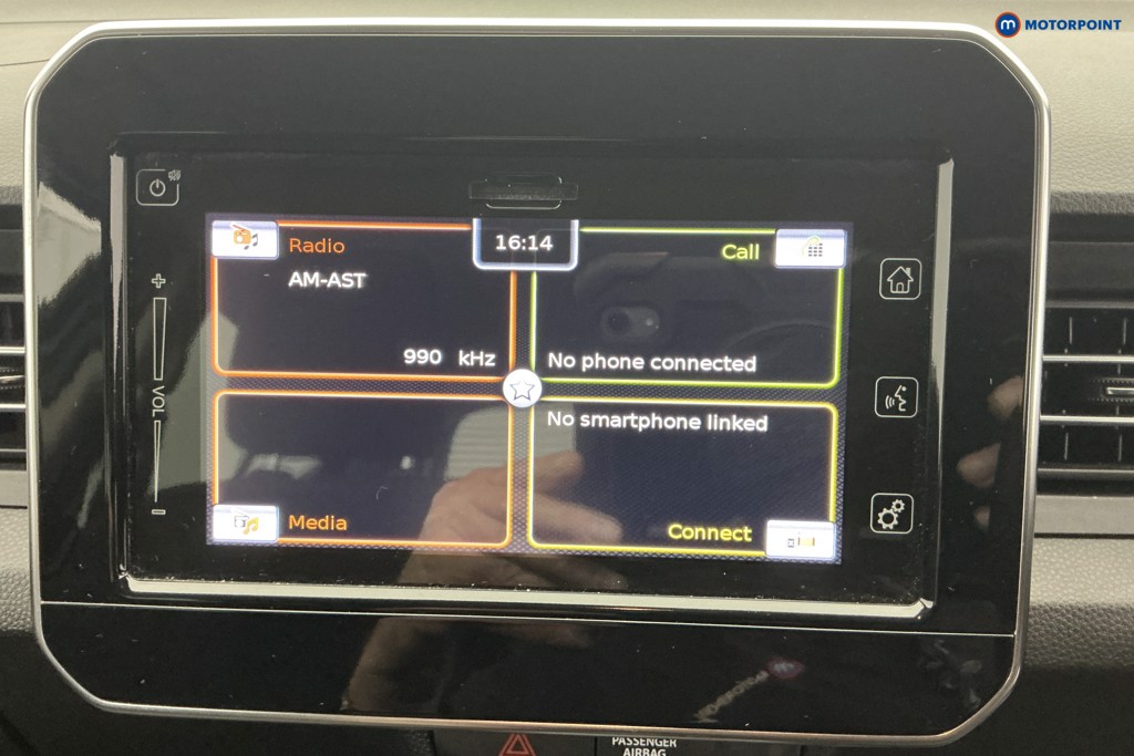 Suzuki Ignis Sz-T Manual Petrol SUV - Stock Number (1675899) - 2nd supplementary image