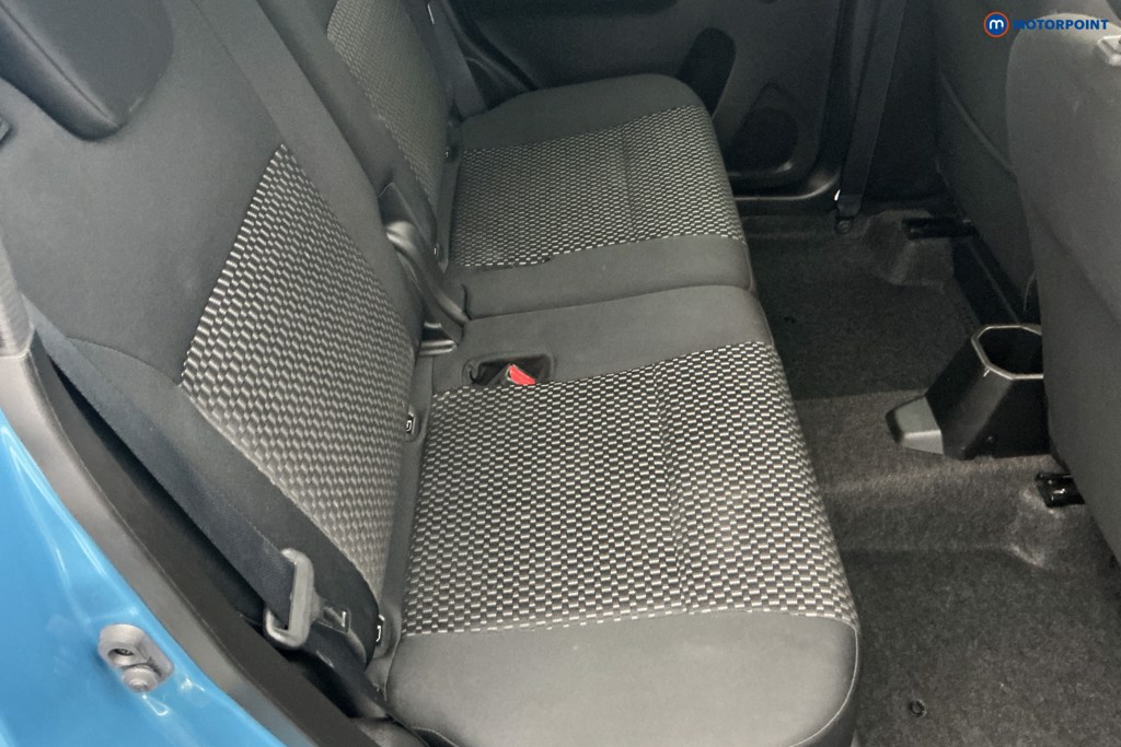 Suzuki Ignis Sz-T Manual Petrol SUV - Stock Number (1675899) - 4th supplementary image