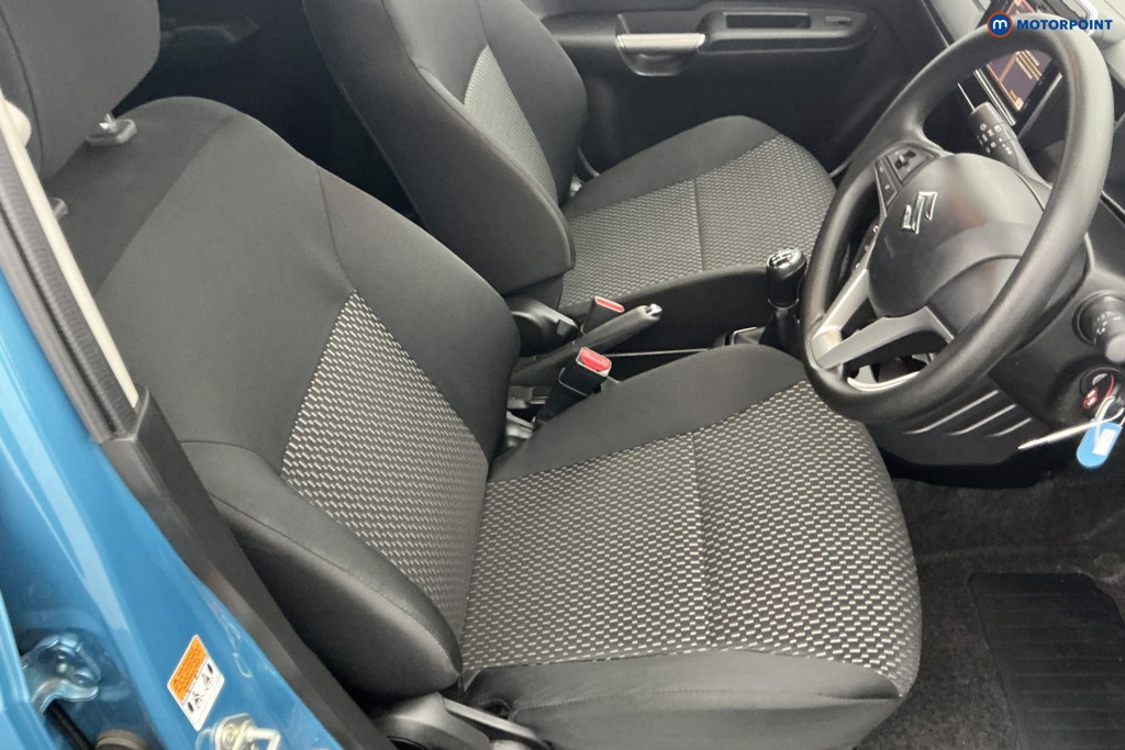 Suzuki Ignis Sz-T Manual Petrol SUV - Stock Number (1675899) - 5th supplementary image