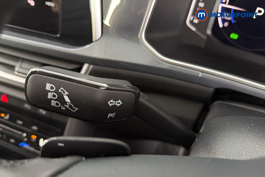 Volkswagen T-Roc Style Automatic Diesel SUV - Stock Number (1653855) - 6th supplementary image