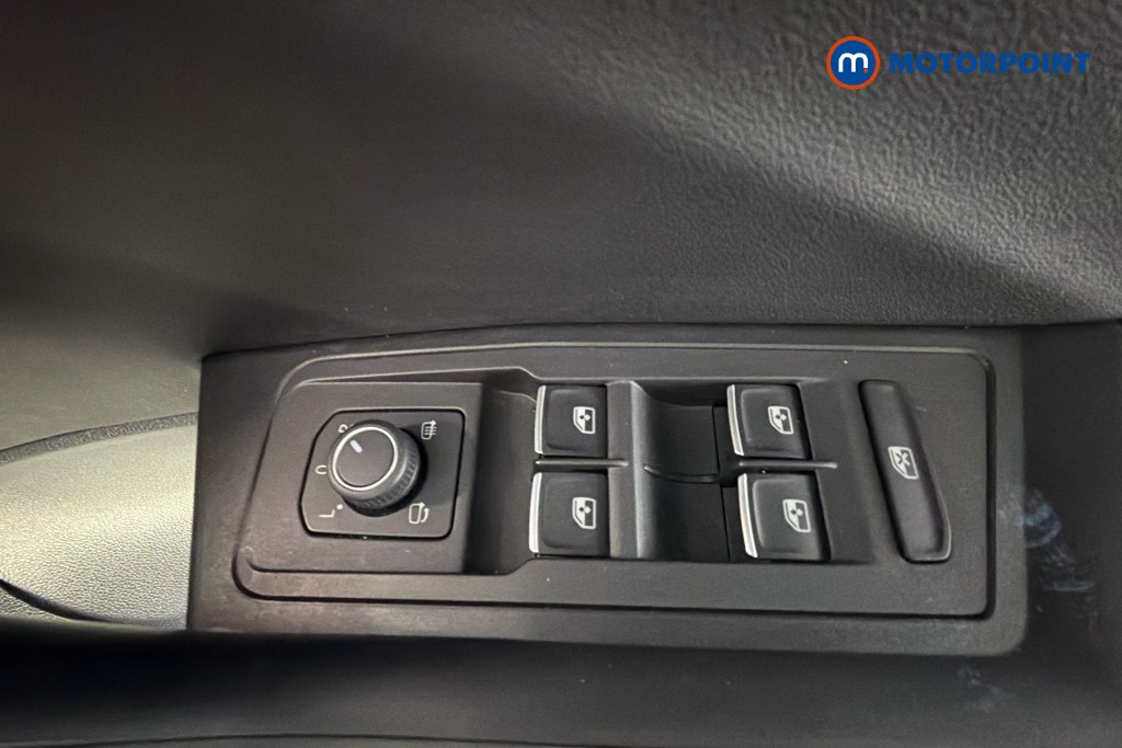 Volkswagen T-Roc Style Automatic Diesel SUV - Stock Number (1653855) - 20th supplementary image