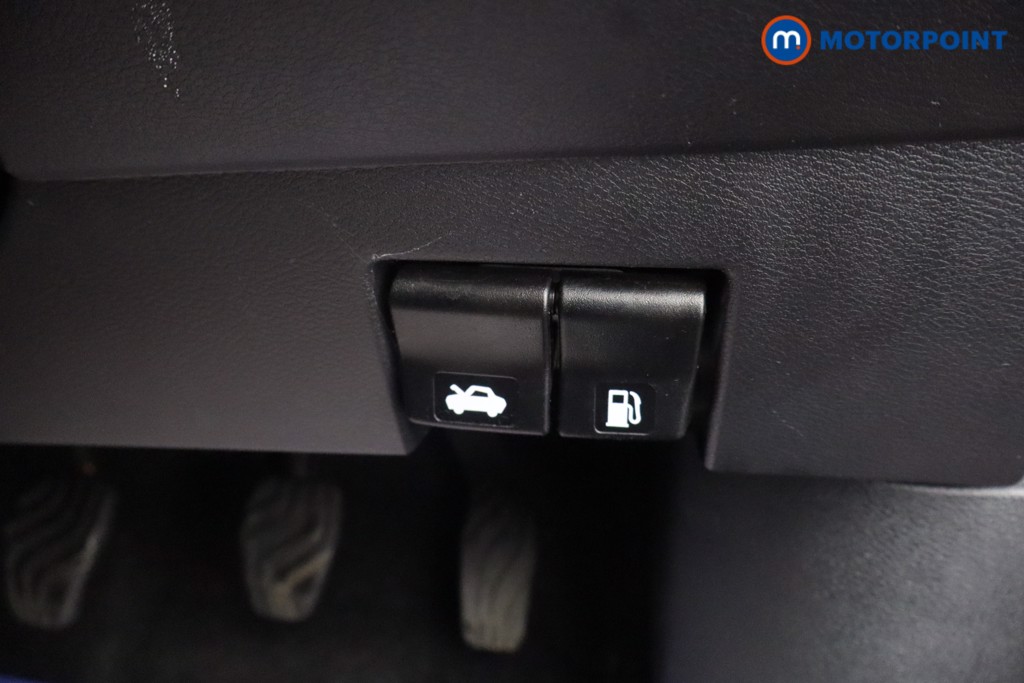 Nissan Micra Acenta Manual Petrol Hatchback - Stock Number (1654689) - 9th supplementary image