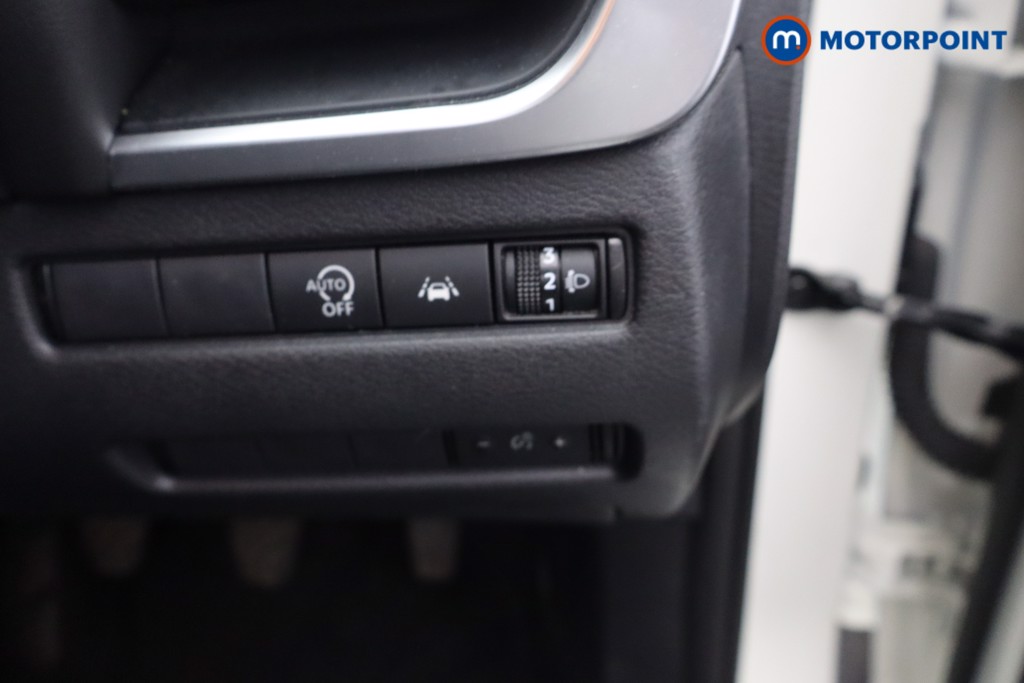 Nissan Qashqai Acenta Premium Manual Petrol SUV - Stock Number (1656004) - 12th supplementary image