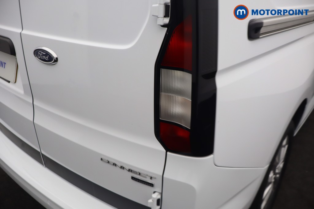 Ford Transit Connect Limited Automatic Petrol Plug-In Hybrid Panel Van - Stock Number (1656704) - 3rd supplementary image