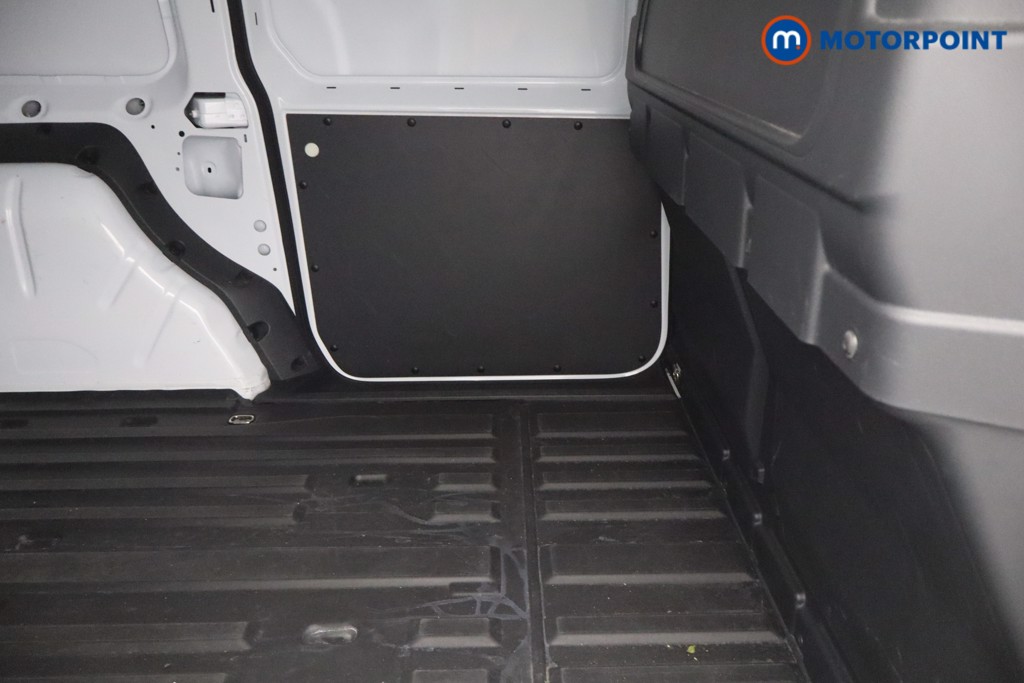 Ford Transit Connect Limited Automatic Petrol Plug-In Hybrid Panel Van - Stock Number (1656704) - 9th supplementary image