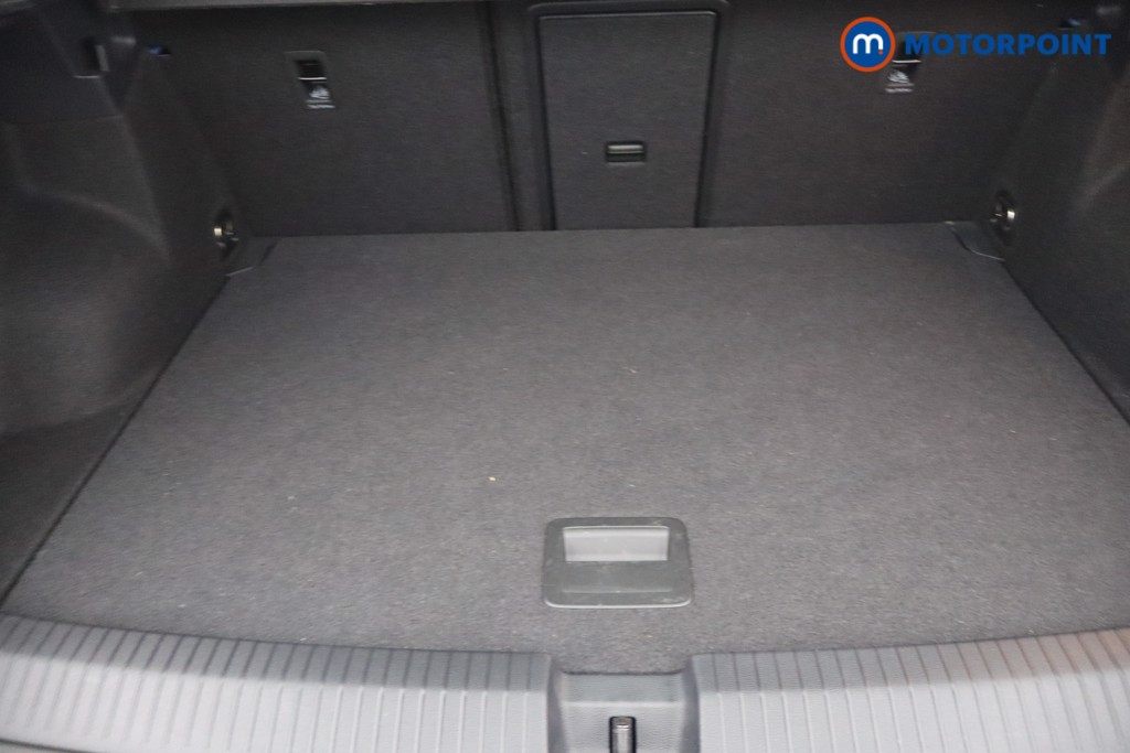 Volkswagen T-Roc Life Manual Petrol SUV - Stock Number (1657976) - 5th supplementary image